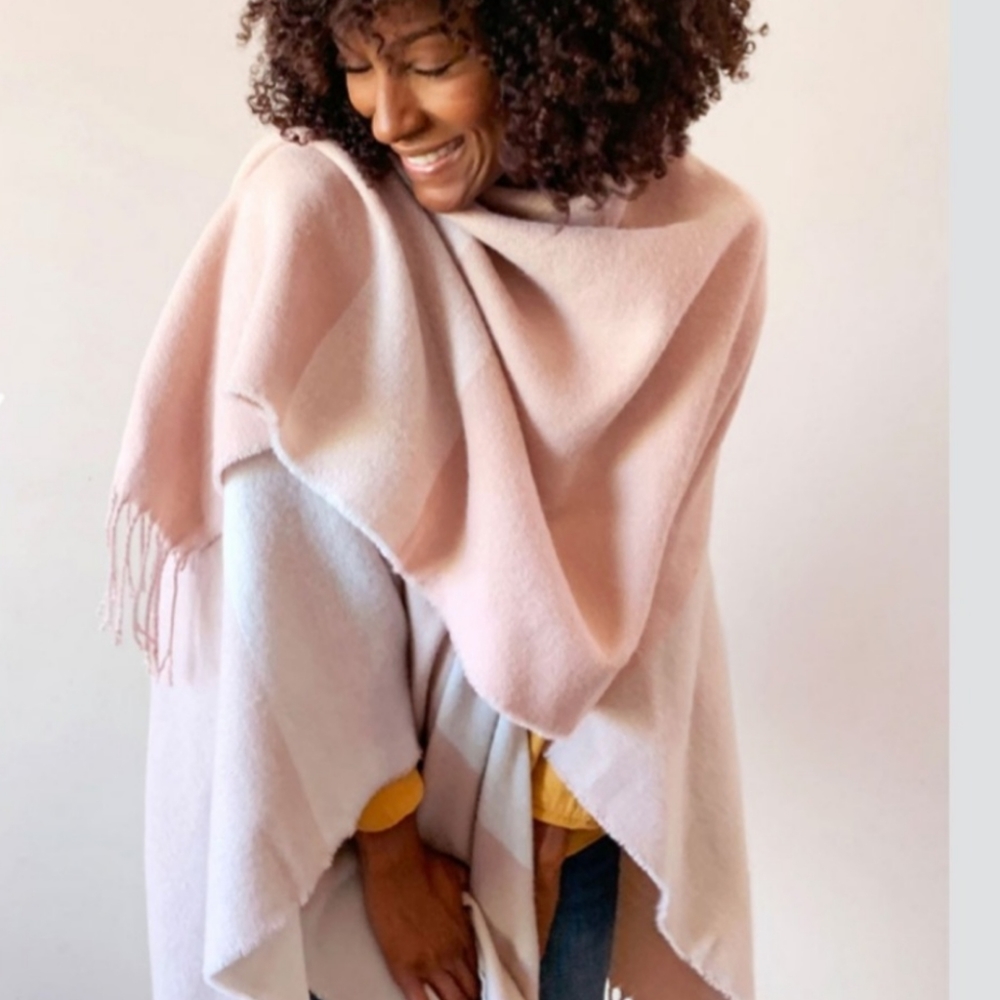 SOIA & KYO Scarfigan, NWOT